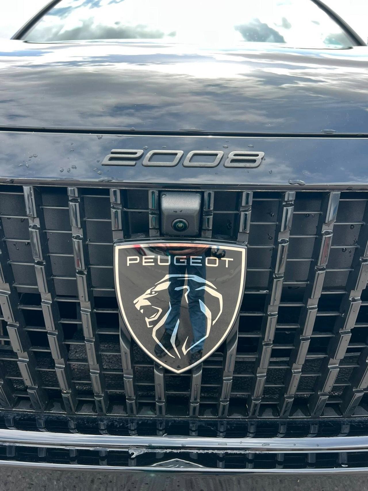 Peugeot 2008 Hybrid 145 e-DCS6 GT