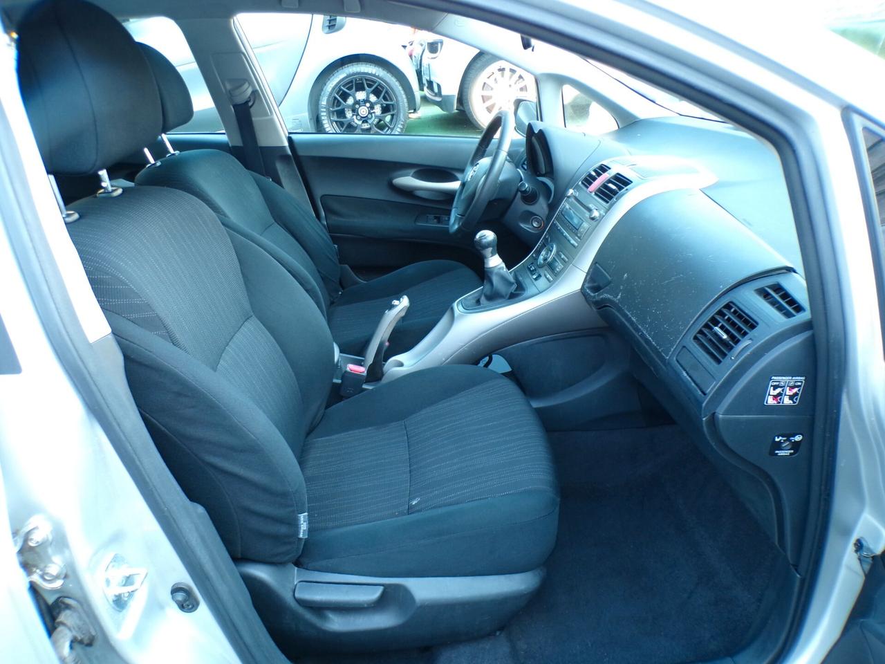 Toyota Auris 1.6 5 porte Sol