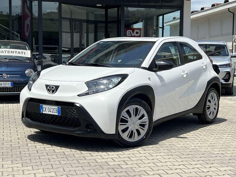 Toyota Aygo X 1.0B (72 CV) Active