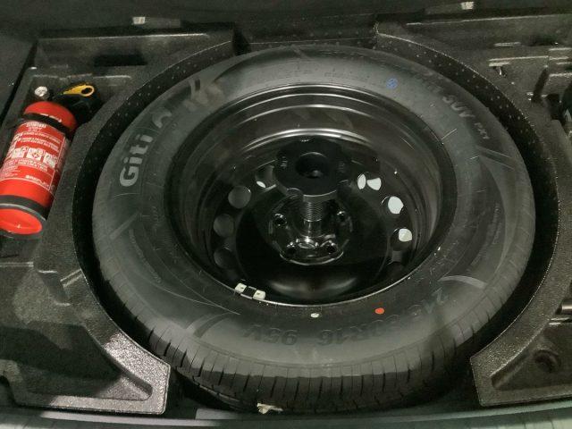 SKODA Karoq 2.0 TDI SCR DSG SportLine