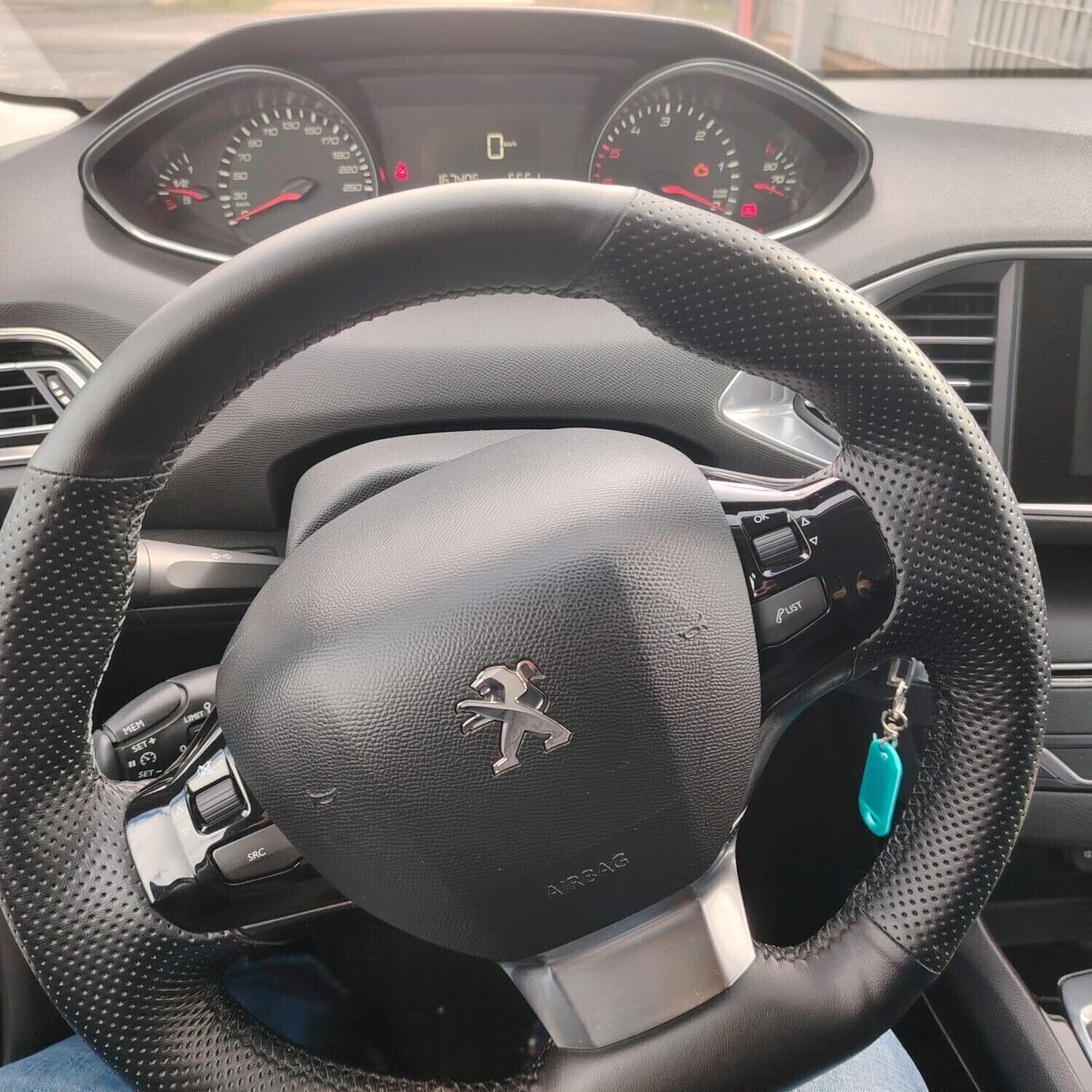 Peugeot 308 BlueHDi 120 S&S SW Allure