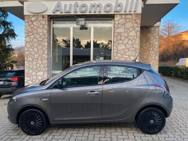 LANCIA YPSILON 1.0 HYBRID SILVER 39000KM PREZZO REALE