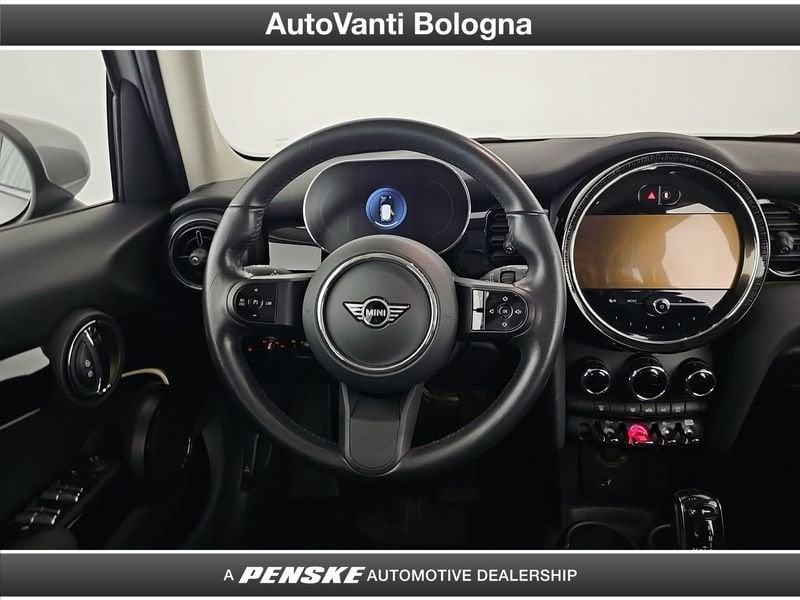 MINI Mini 5 porte Mini 5p 1.5 Cooper Essential auto