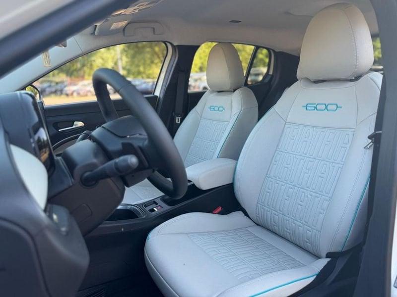 FIAT 600 Hybrid 100 CV DCT MHEV La Prima