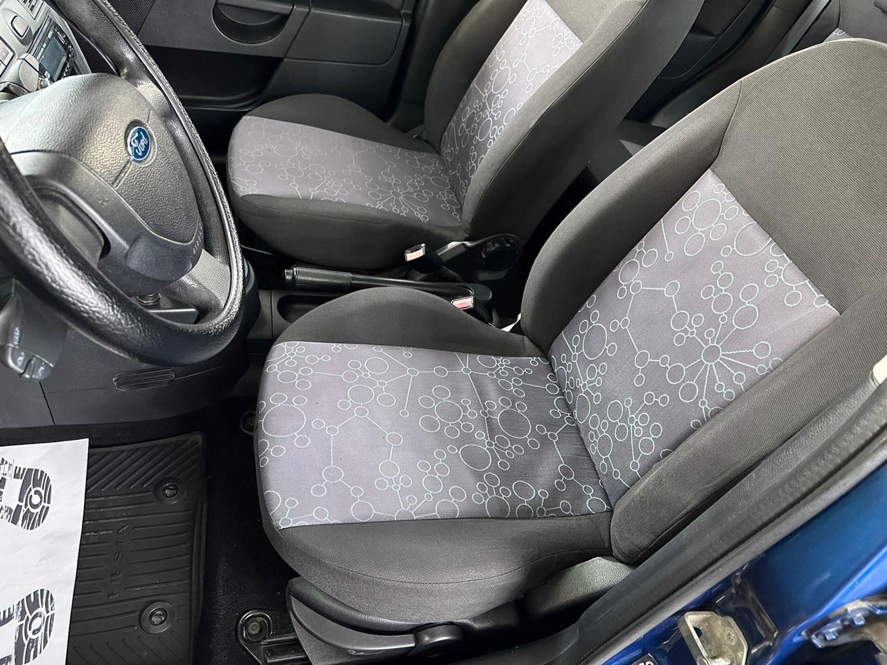 Ford Fiesta 1.4 TDCi 5p. Titanium
