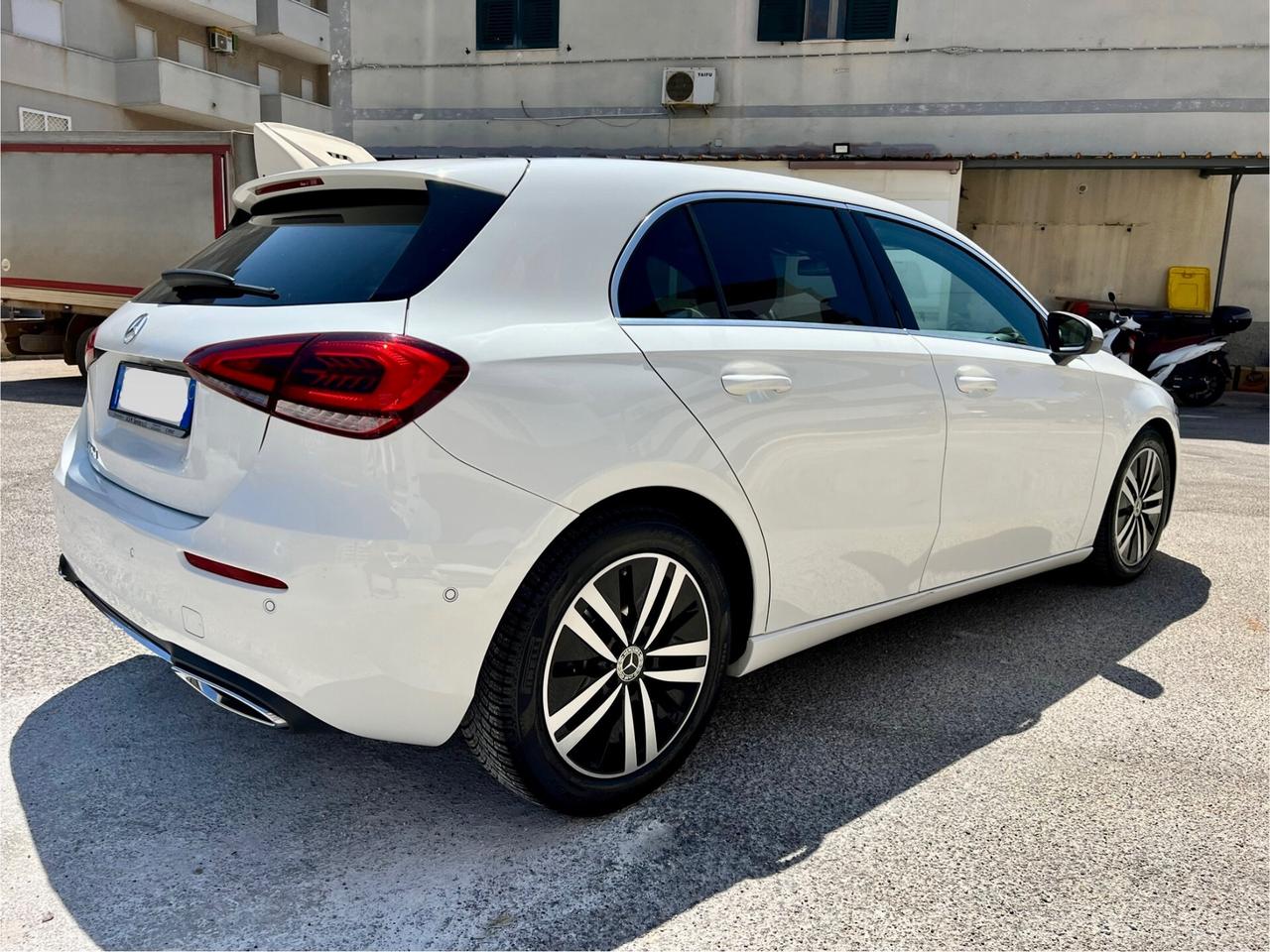 Mercedes-benz A 180 A 180 d Automatic Sport