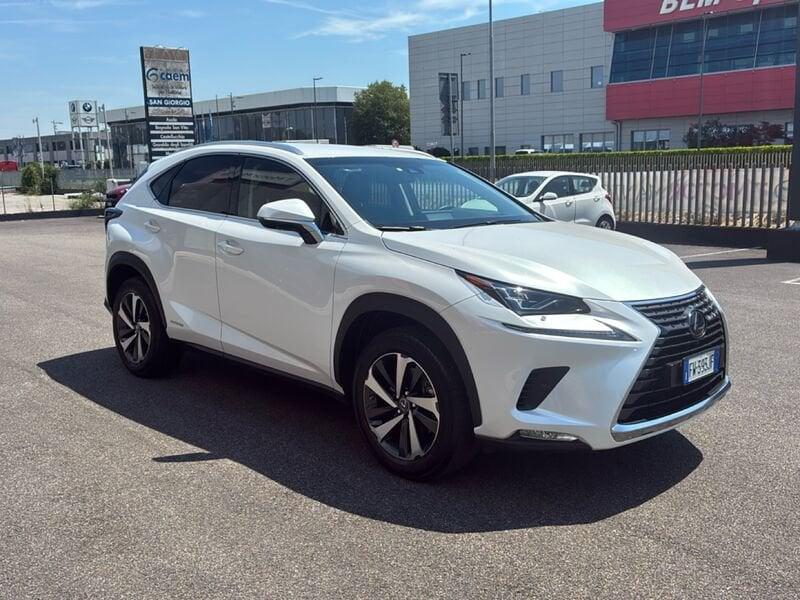 Lexus NX NX 300h 2.5 Luxury 4wd cvt