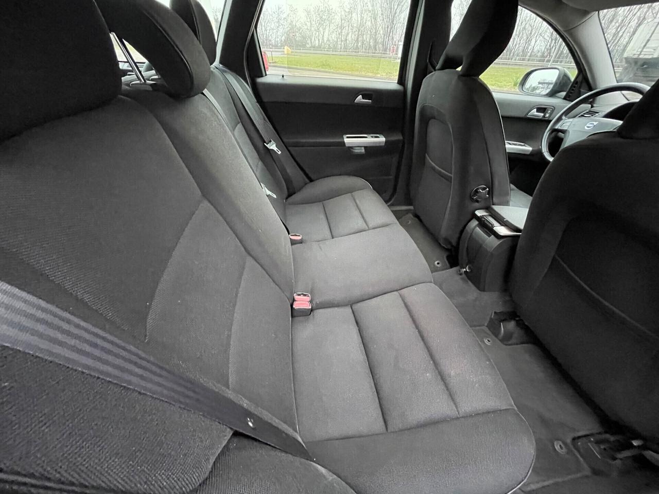 Volvo V50 1.6 D DRIVe cat R-Design