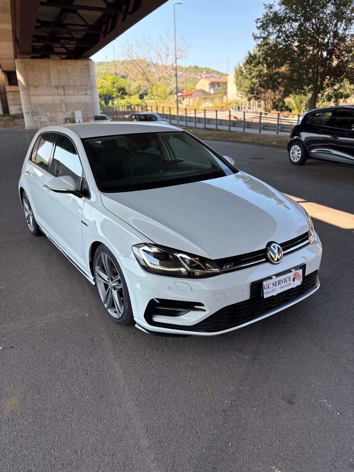 Volkswagen Golf 1.6 TDI 115 CV 5p R line