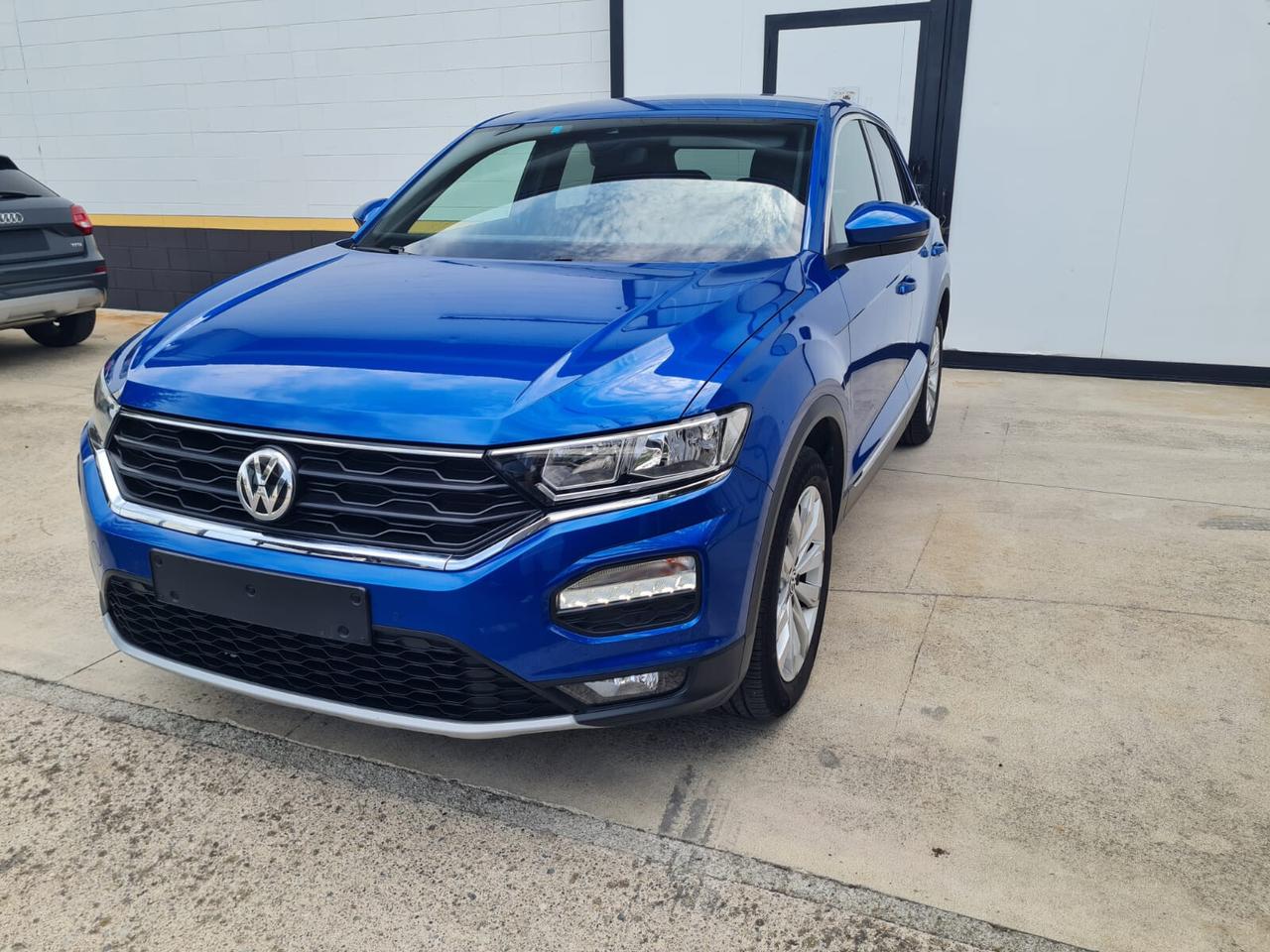 Volkswagen T-Roc 1.5 TSI 150 CV DSG Sport BMT – 2019 – €17.900