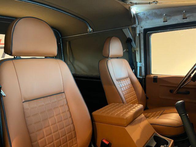 LAND ROVER Defender 90 2.4 TD4 SOFT TOP 122CV RESTOMOD