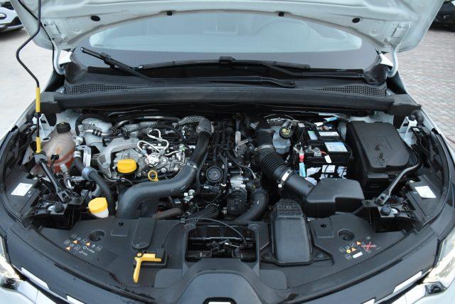 RENAULT Captur Mild Hybrid 140 CV Intens