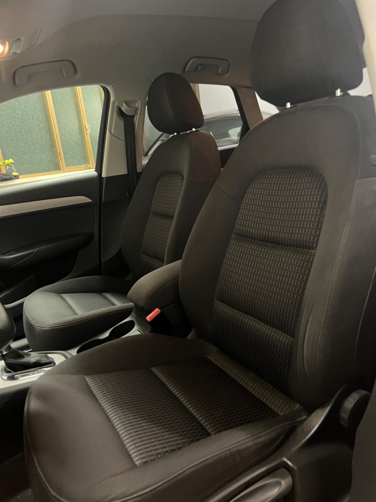 Audi Q3 2.0 TDI 177 CV quattro S tronic Business Plus
