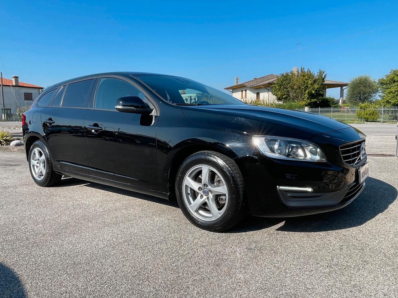 Volvo V60 D2 1.6 Kinetic