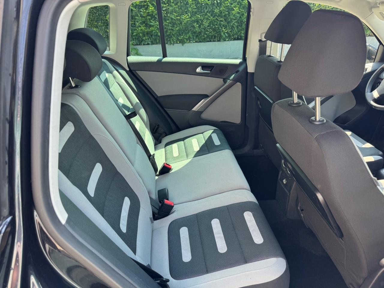 Volkswagen Tiguan 2.0 16V TDI DPF Track & Field (28°)