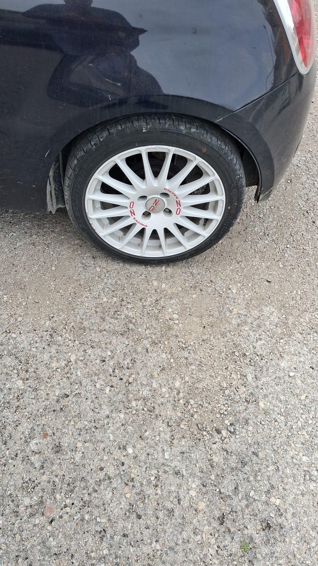 Fiat 500 1.2 benzina 2010 neopatentati