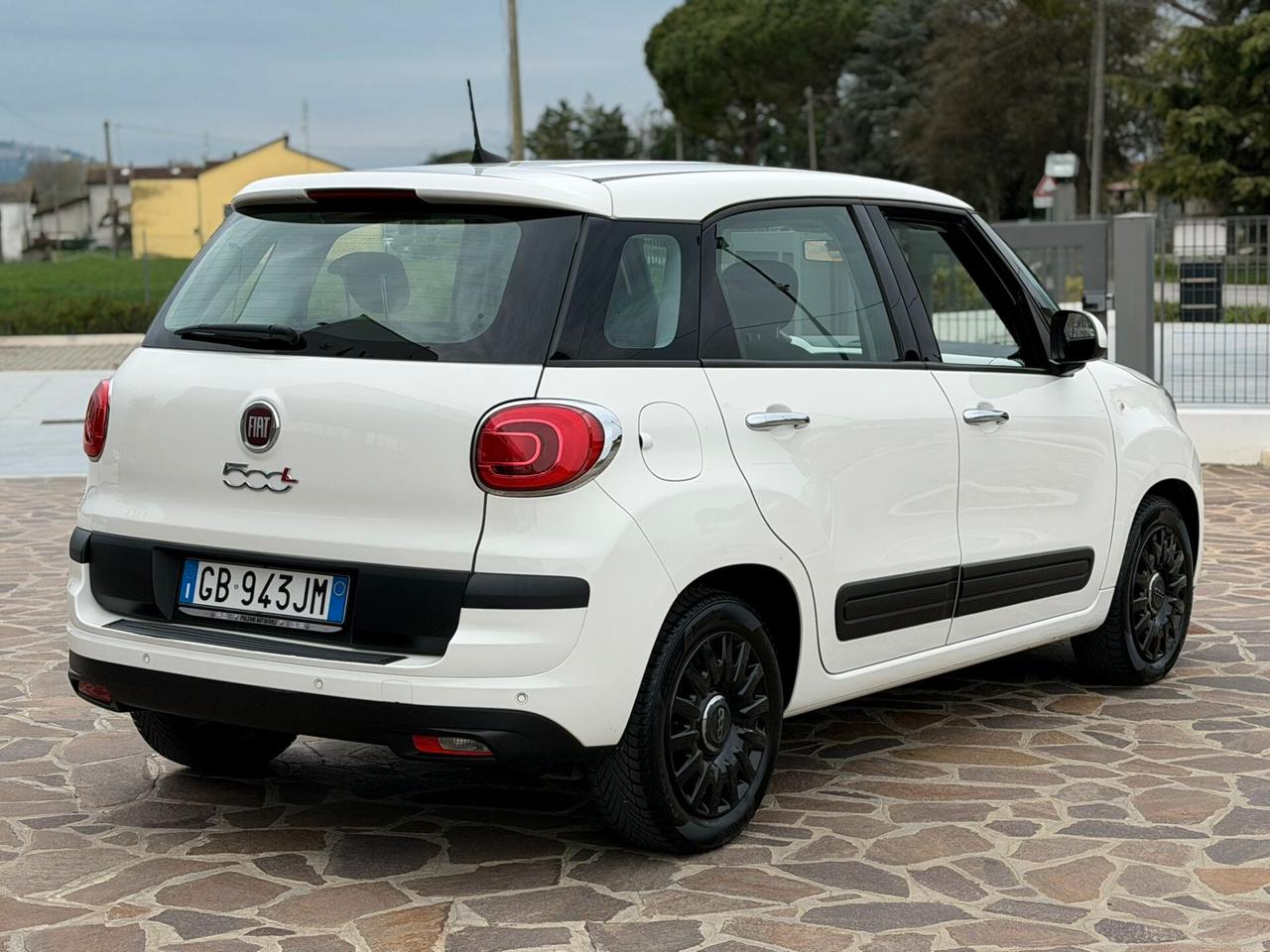 Fiat 500L 1.3 Multijet auto - autocarro 4 posti