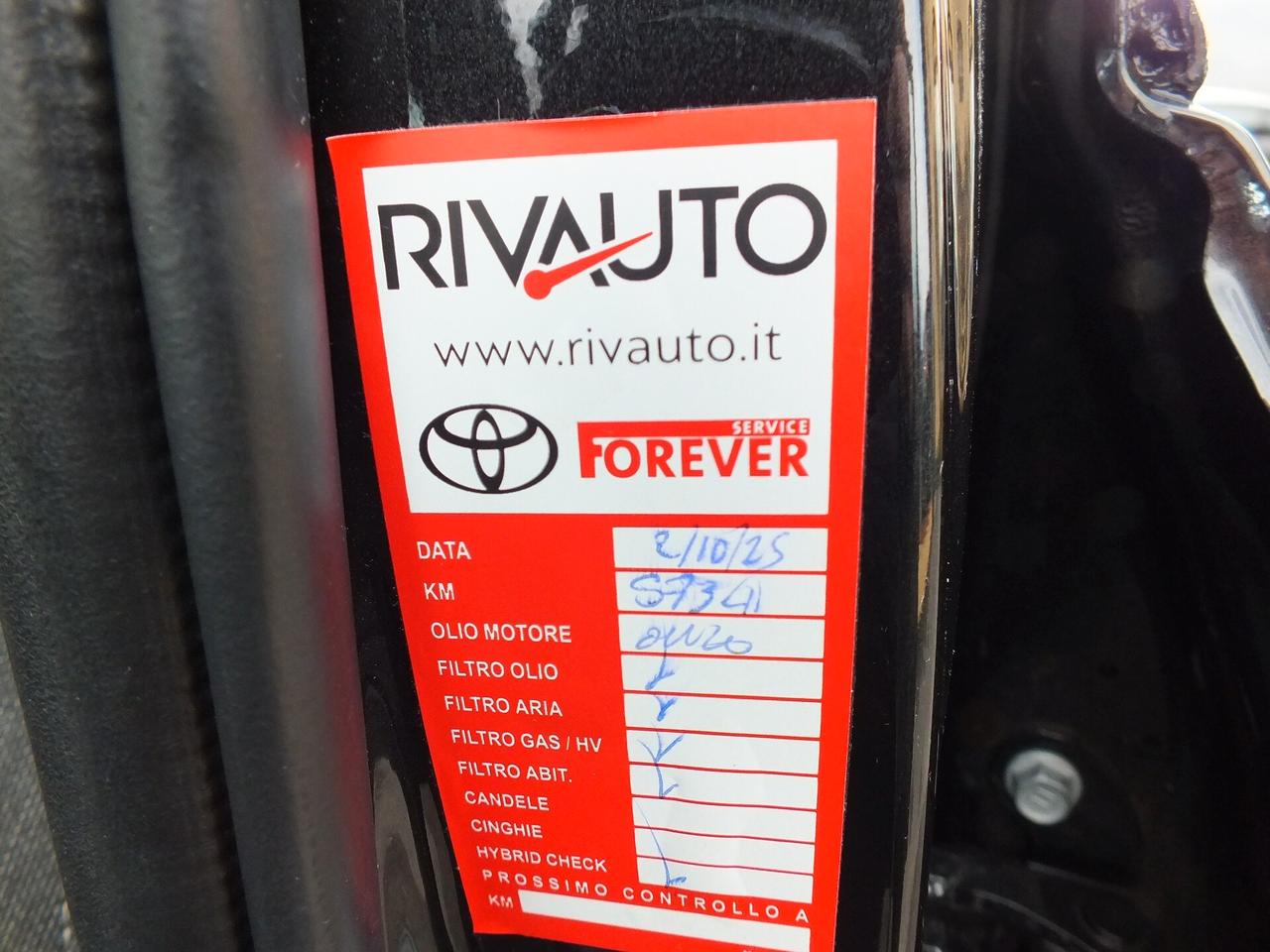 TOYOTA YARIS CROSS 1.5 HYBRID E-CVT 4X4