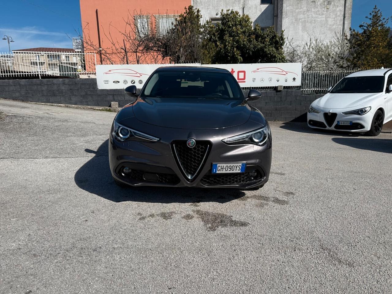 Alfa Romeo Stelvio 2.2 Turbodiesel 160 CV AT8 RWD Business