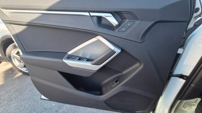 Audi Q3 35 TDI quattro Business Advanced - 2019