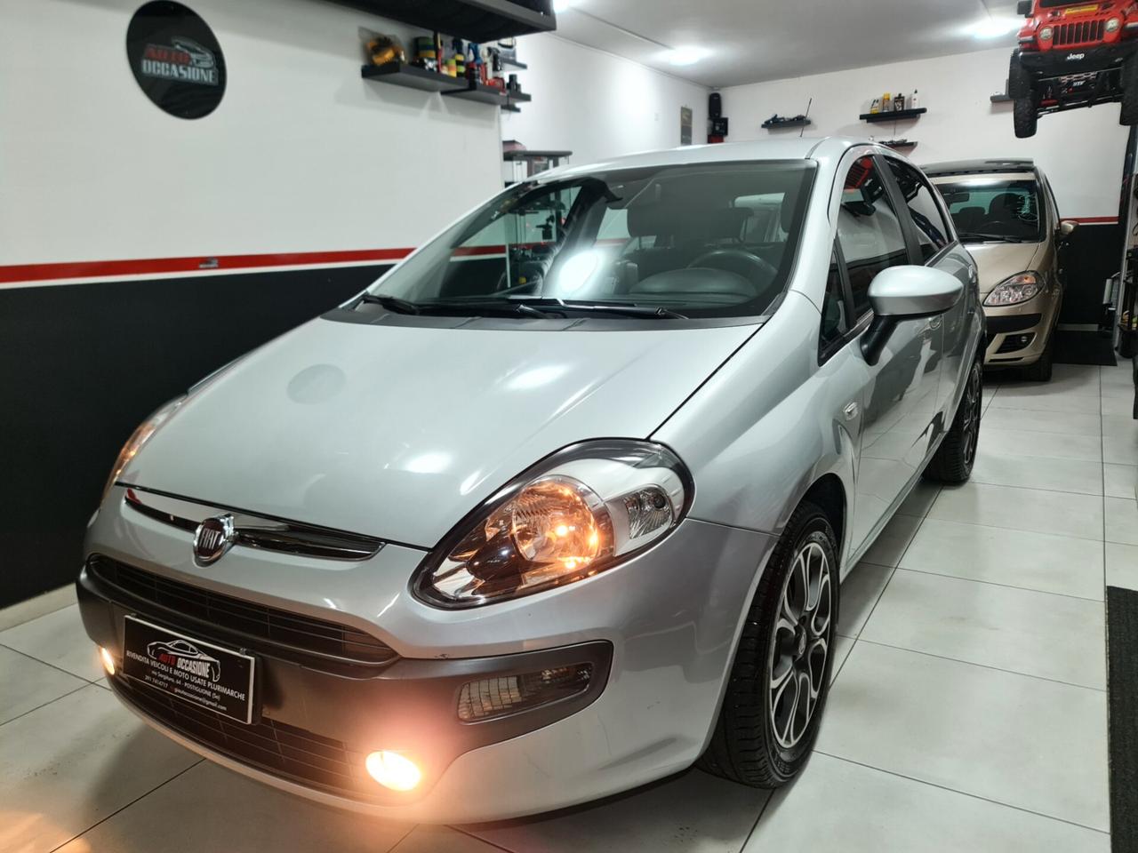 Fiat Punto Evo 1.6 Mjt DPF*Navigat.*Pelle*Cruise*PDC