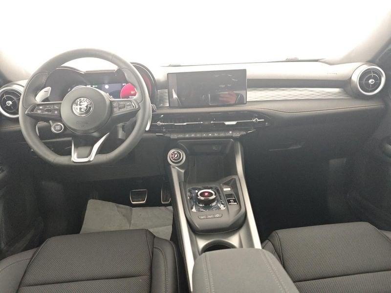 Alfa Romeo Tonale 1.6 diesel 130 CV TCT6 Veloce cerchi in lega da 20* +Pack Techno + tetto panorama