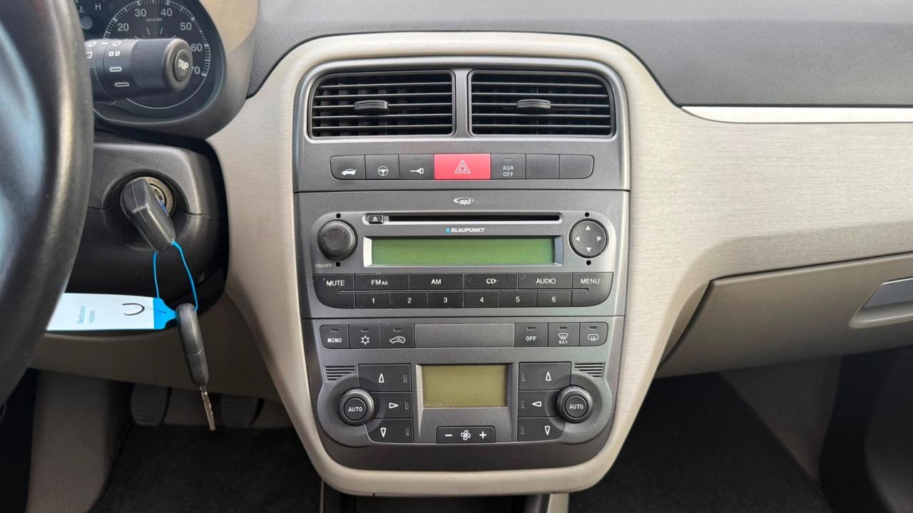 Fiat Grande Punto 1.4 Starjet 16V 5 porte Emotion