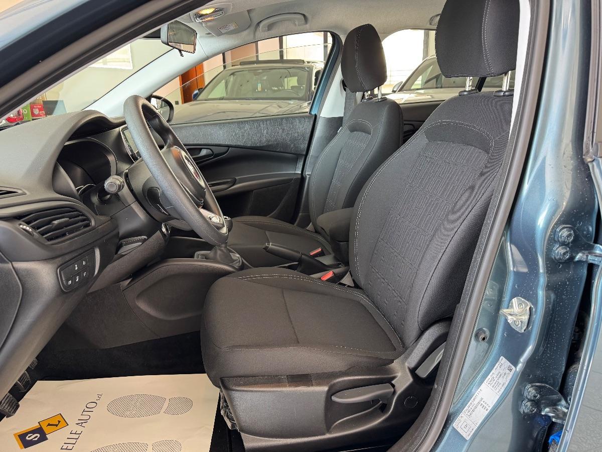 FIAT - Tipo - 1.6 Mjt S&S 5p. Garmin RETROCAMERA/ UNICO PROP/ CARPLAY