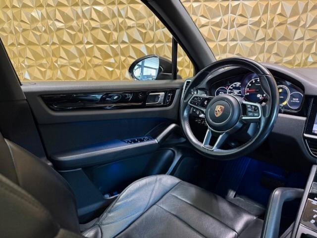 Porsche Cayenne 3.0 tiptronic