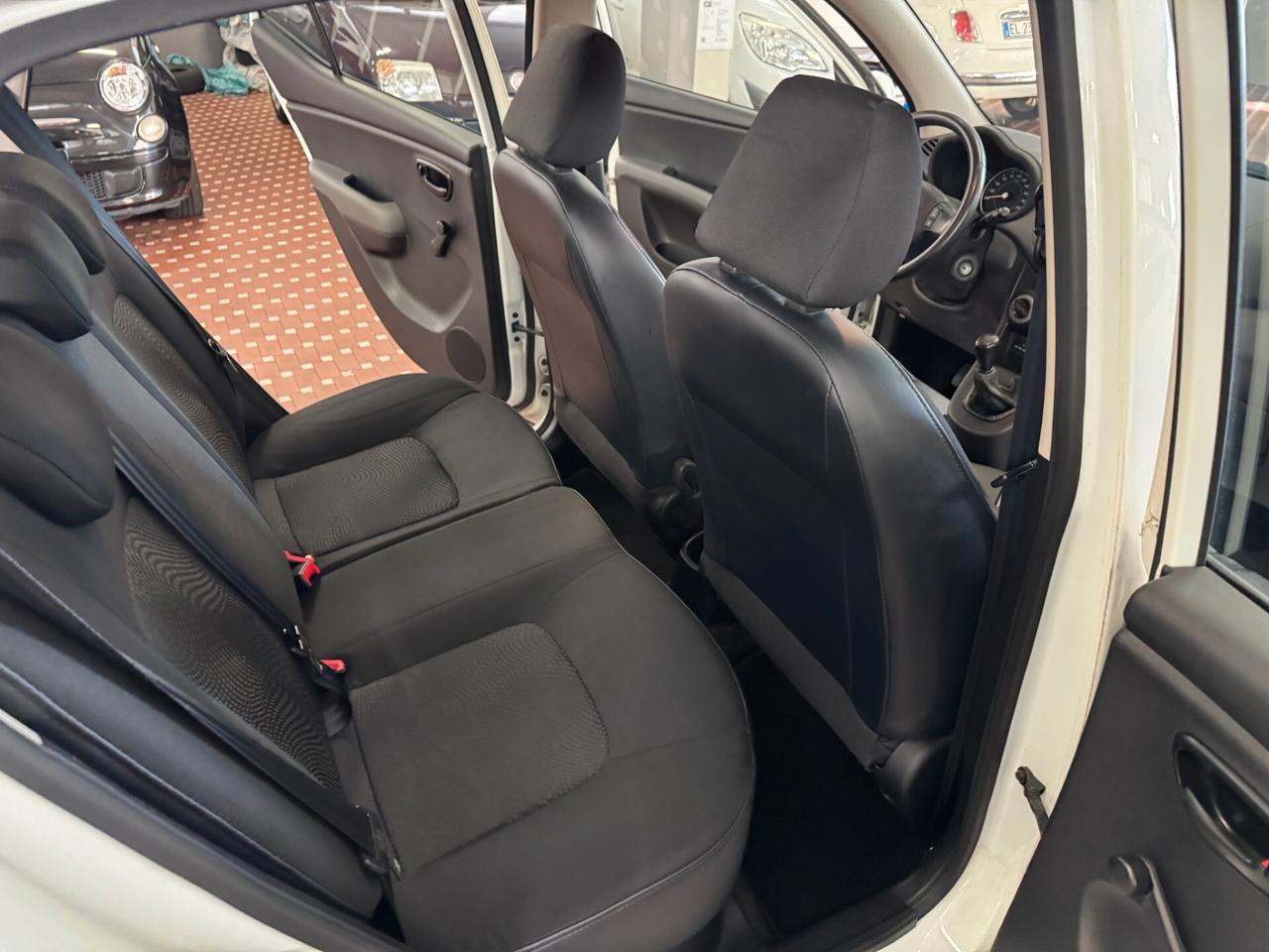 Hyundai i10 1.0 12V Fiorucci Soft Top - IDEAL PER NEOPATENTATI