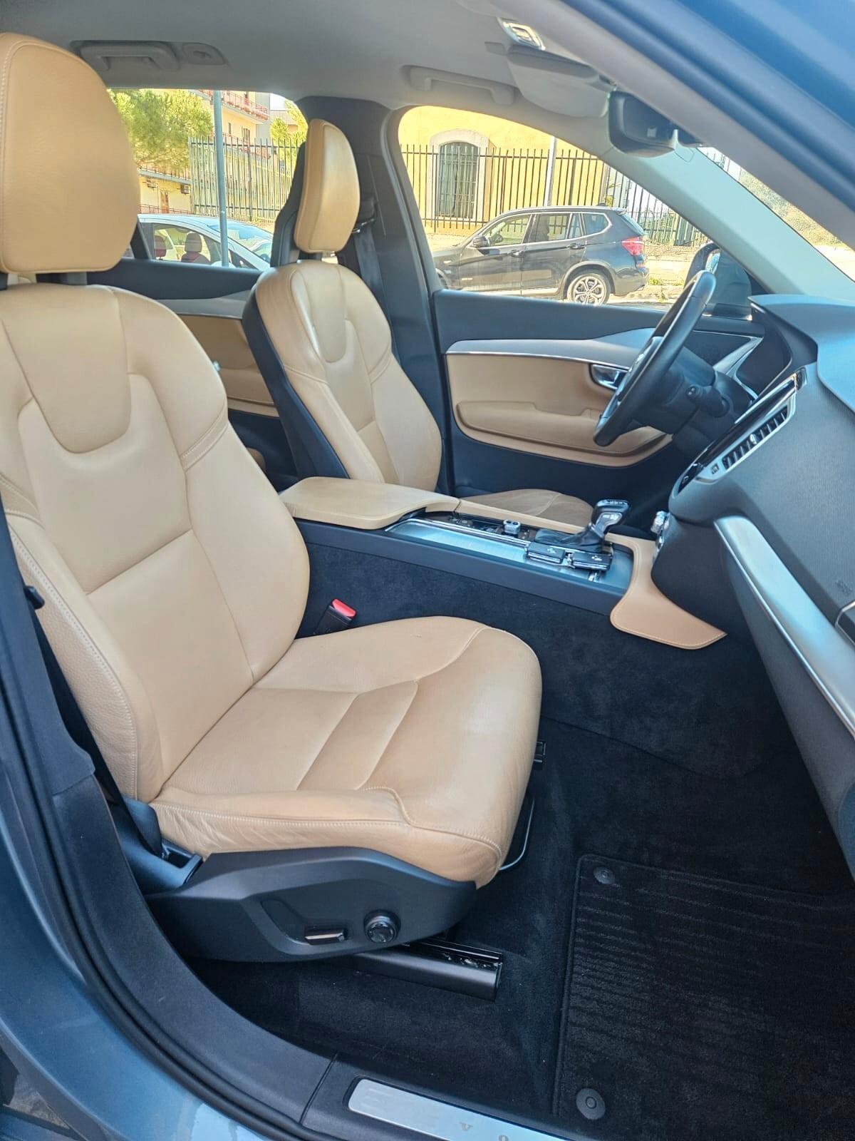 XC90 D5 AWD 7posti Inscription gancio traino elettrico