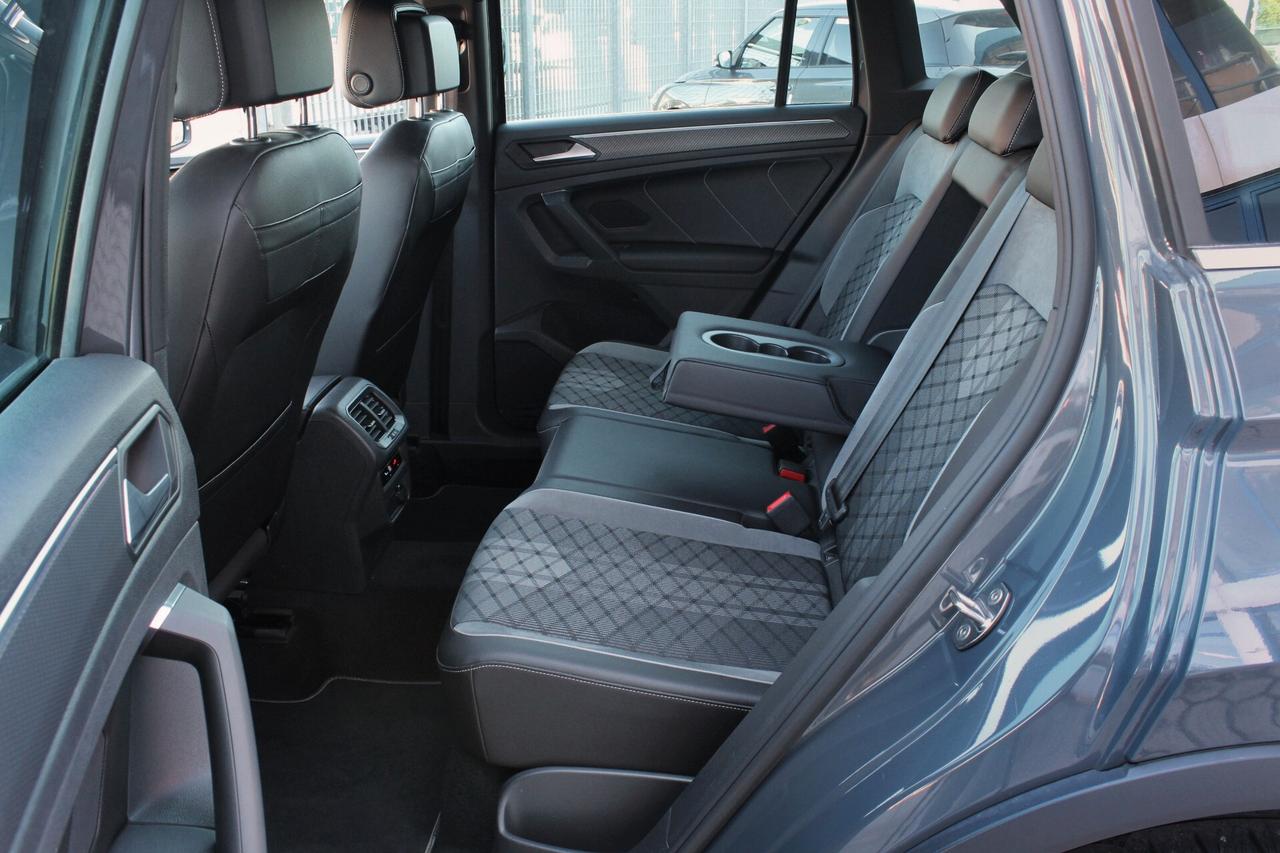 Volkswagen Tiguan 2.0 TDI 150 CV SCR DSG R-Line