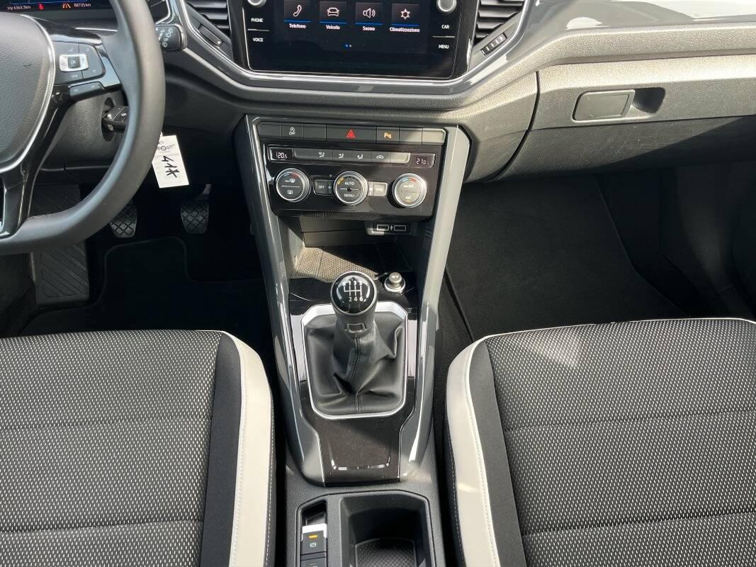 Volkswagen T-Roc 1.0 tsi Advanced