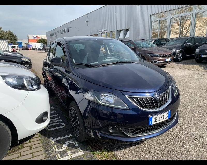 Lancia Ypsilon 1.0 FireFly 5 porte S&S Hybrid Gold