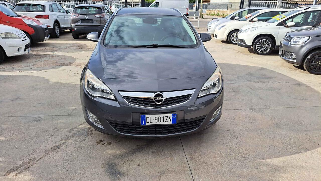 Opel Astra 1.7 CDTI 110CV S. Tourer Cosmo