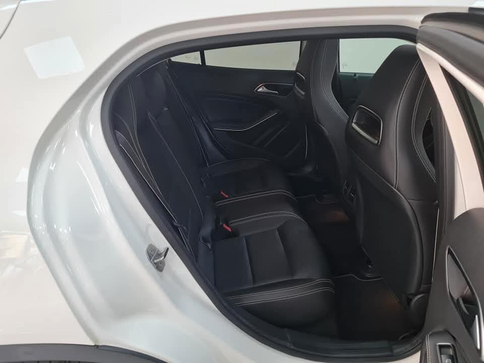 Mercedes-benz GLA 200 d Automatic 4Matic Premium