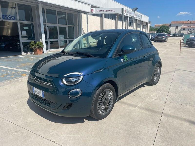 FIAT 500 Icon Berlina