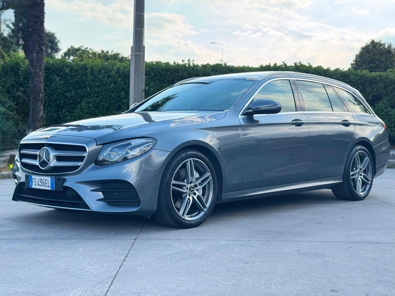 Mercedes-benz E 220 d S.W. Auto Premium Plus AMG 4 MATIC .