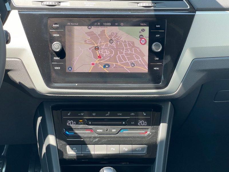 Volkswagen Touran 1.5 TSI ACT DSG MOVE Camera ACC Navi Cockpit 16"