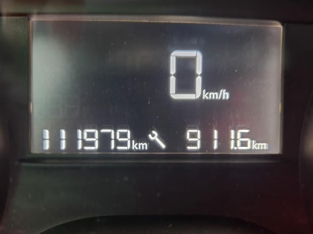 Peugeot 208 1.4 HDi 68cv Allure 2014