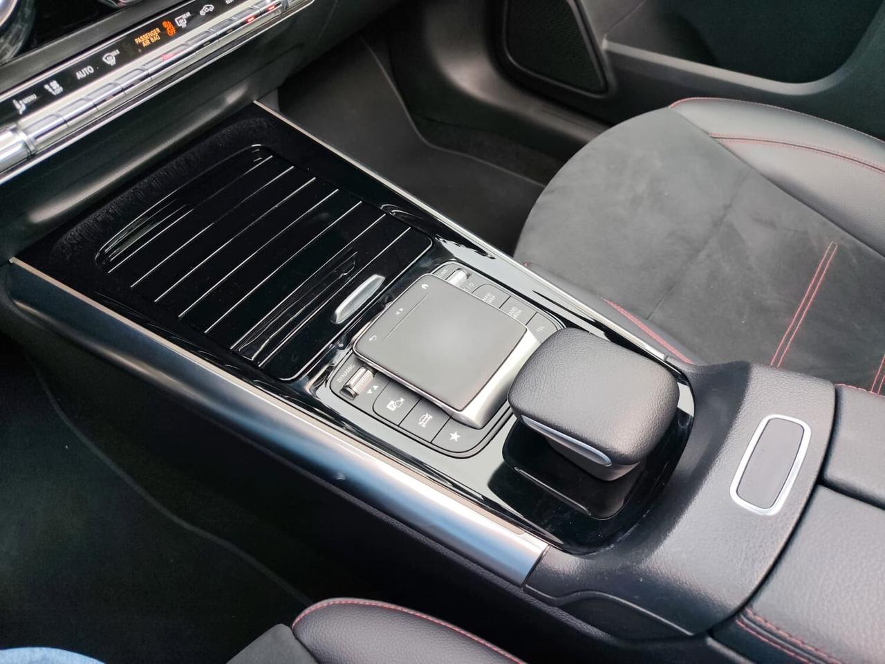Mercedes-benz GLA 180 d Automatic Premium