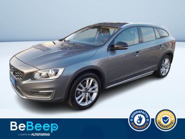 Volvo V60 Cross Country 2.4 D4 MOMENTUM AWD GEARTRONIC