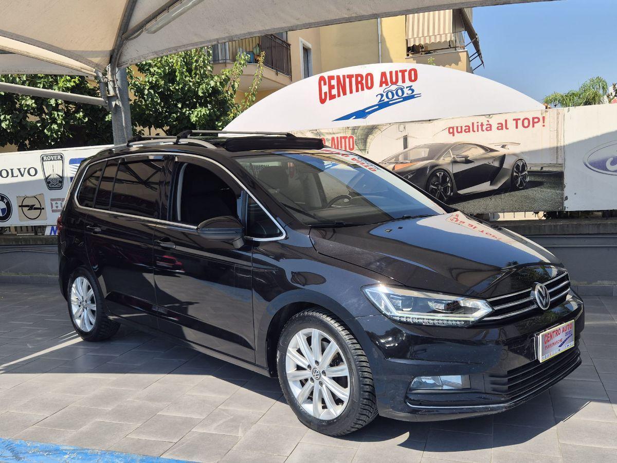 VOLKSWAGEN - Touran - 2.0 TDI 150 CV DSG Executive BMT tetto panoramico