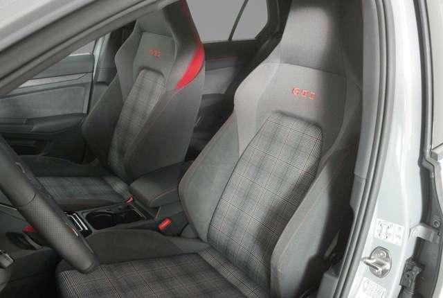 Volkswagen Golf GTI BLACK STYLE 2.0 TSI DSG *NAVI+FARI PERF* PROMO!