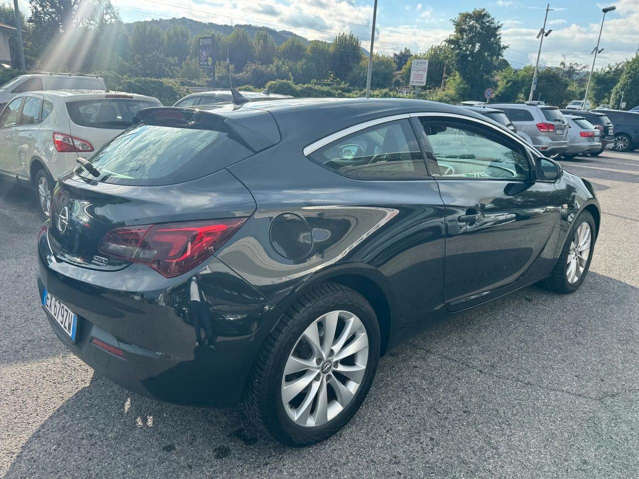 Opel Astra GTC 1.4 Turbo 140CV S&S 3 porte Cosmo