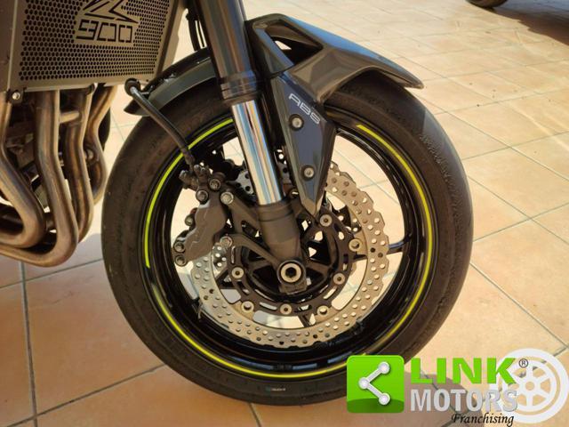 KAWASAKI Z 900 PERFOMANCE