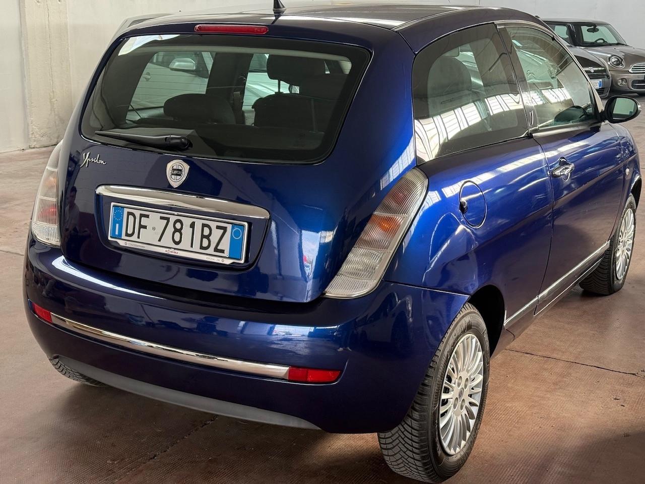 Lancia Ypsilon 1.2 Oro GPL