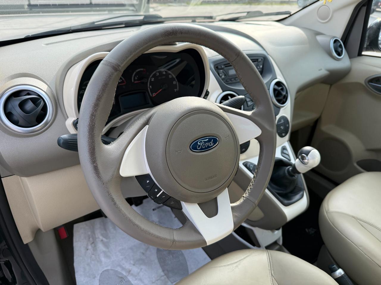 Ford Ka Ka+ 1.2 8V 69CV GPL Titanium *PELLE*TETTO*