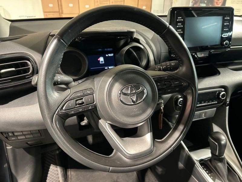 Toyota Yaris Hybrid Trend MY22