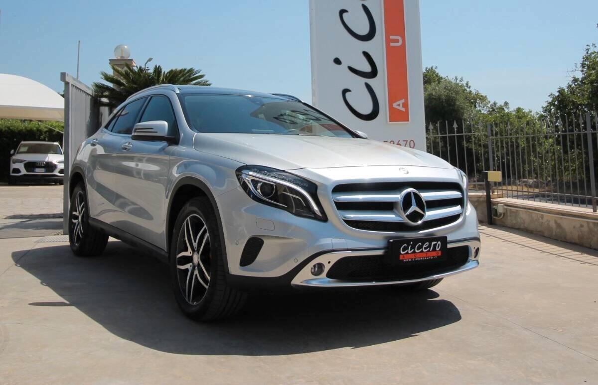 Mercedes GLA 200 d Automatic Sport | 2015